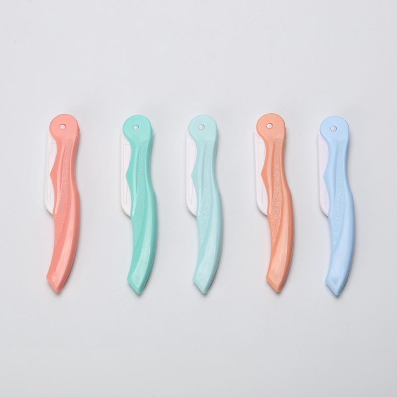 Xr025 Browsleek Plastic Razor