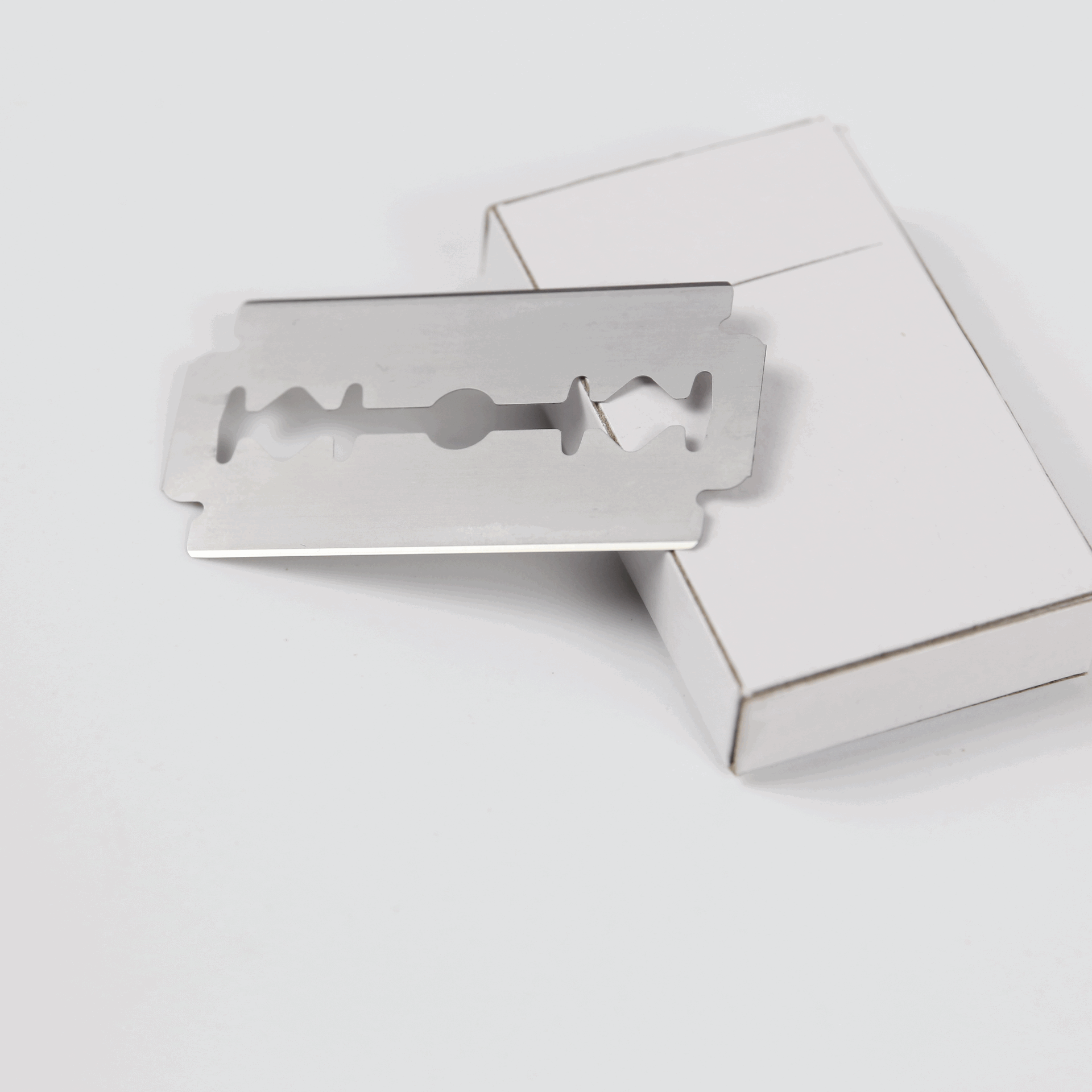 Industrial Razor Blades, White Label DE Razor Blades